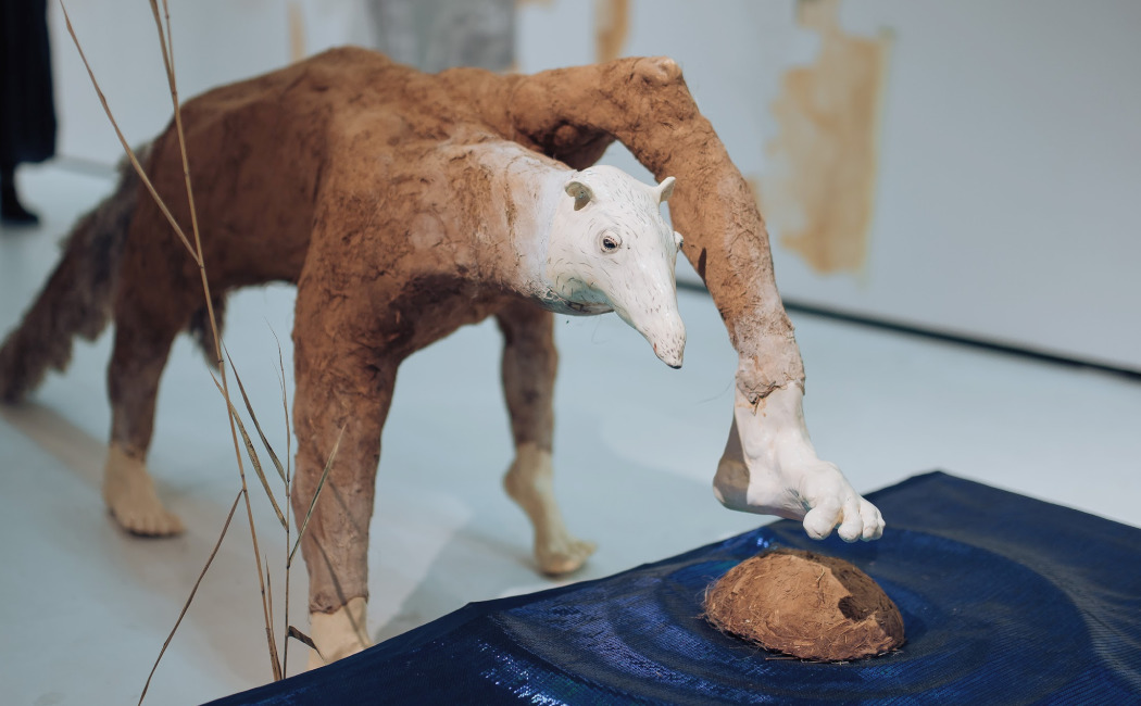 Казанские выставки зимы: ярмарка совриска в Belova Art Gallery, вышивки Тани Бронниковой в «Смене», российско-китайский художник Си Ло в галерее «БИЗОN»