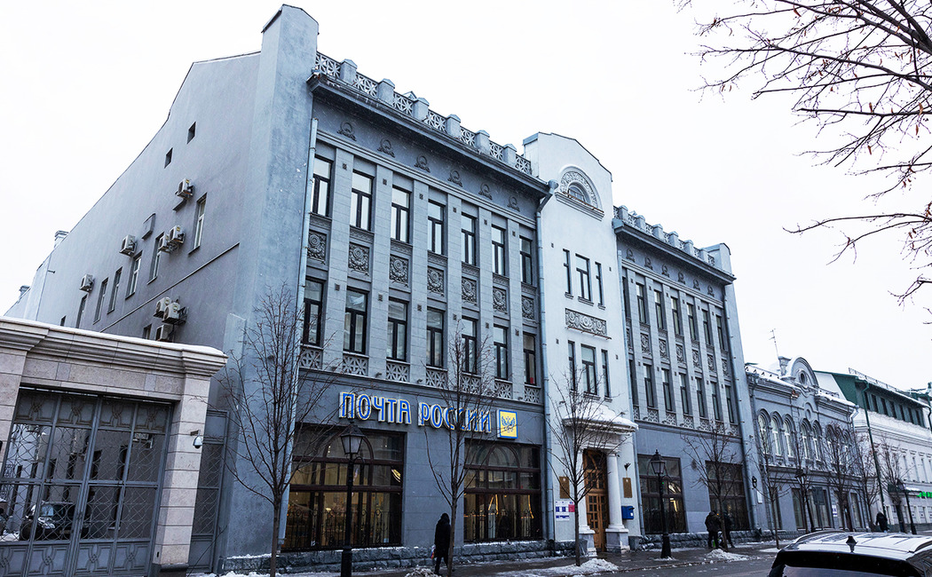 Торговый дом Сапожникова со стороны улицы Кремлевской (бывшая Воскресенская), 2023 год