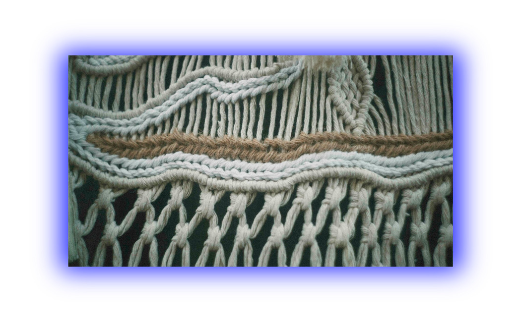Квартирная галерея «По домам». Выставка Modern
macrame 2.0