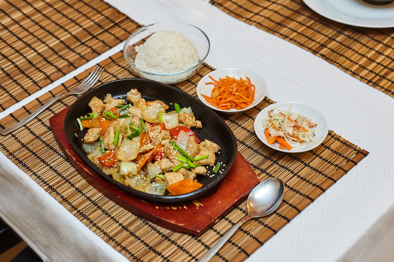 Курица с овощами по-корейски